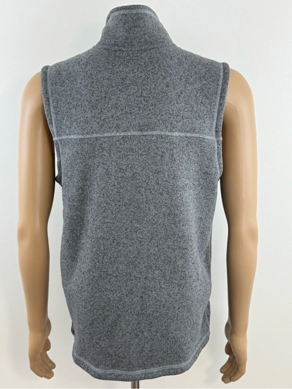 The North Face Men’s Gray Fleece Vest with Zip Pockets, Size Medium